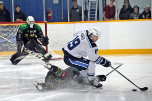 GALLERY: Dryden GM Ice Dogs Rally Past the Thunder Bay North Stars for 6–4 Win