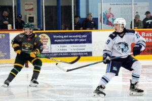 GALLERY: Dryden GM Ice Dogs fall to the Bombers despite a 29- shot effort